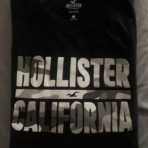 Hollister Men’s XL t-shirt